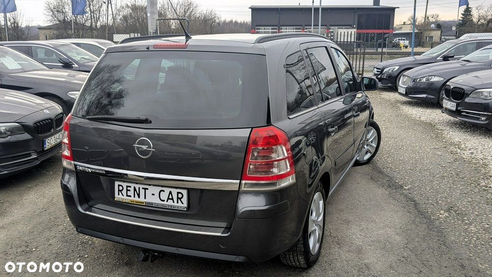 Opel Zafira - 9
