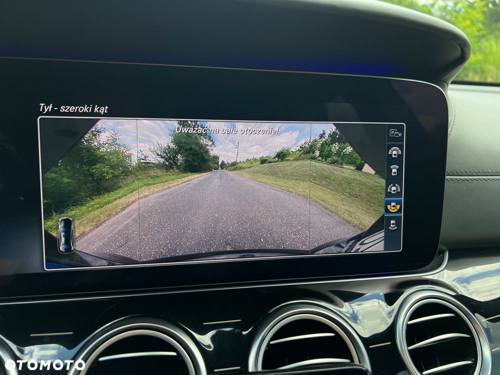 Mercedes-Benz Klasa E 350 D 9G-TRONIC AMG Line - 27