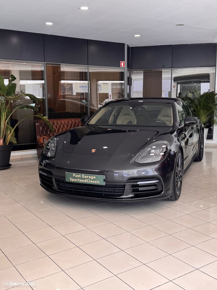 Porsche Panamera - 9