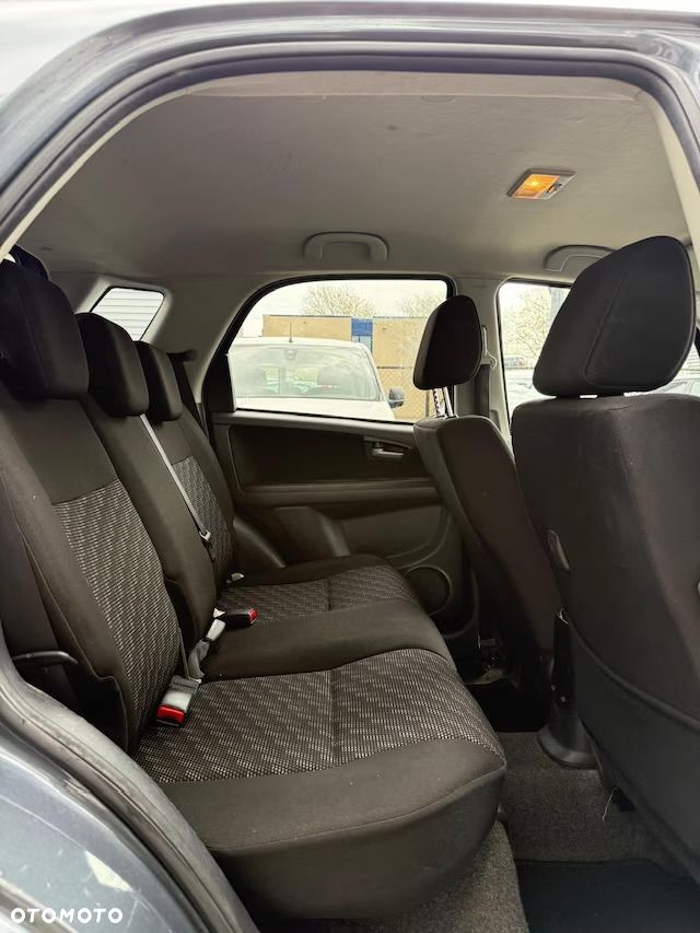 Suzuki SX4 1.6 VVT 4x2 Limited - 11