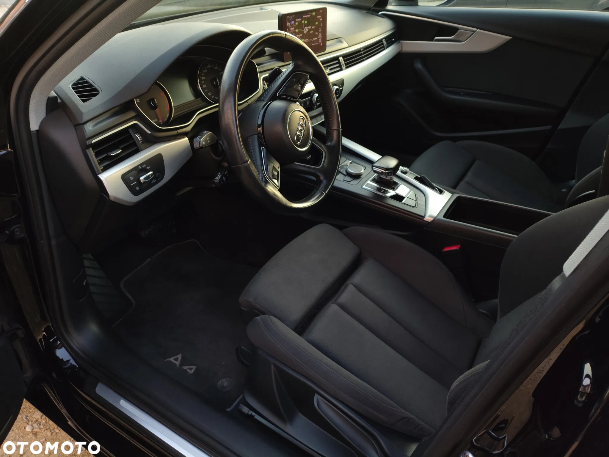 Audi A4 2.0 TDI Sport S tronic - 12