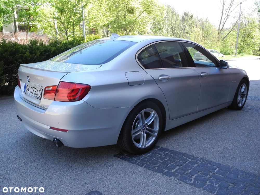 BMW Seria 5 535d xDrive Sport-Aut - 3