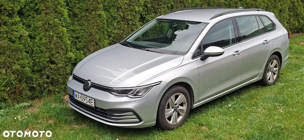 Volkswagen Golf - 1