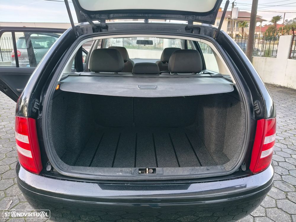 Skoda Fabia Break 1.2 Sport - 10