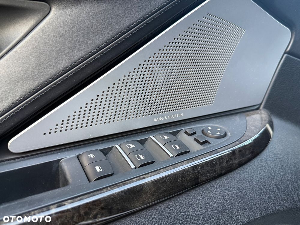 BMW Seria 6 650i - 38