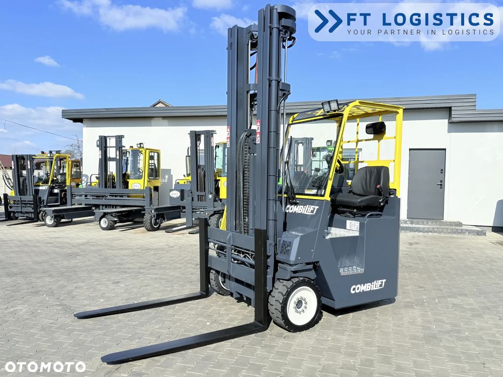 Combilift WÓZEK CZTEROKIERUNKOWY - WIELOKIERUNKOWY | COMBILIFT CB4500 | GAS | TRIPLEX 6400MM | WOLNY SKOK | POZYCJONER WIDEŁ | PRZESUW WIDEŁ | STAN IDEALNY | Szeroka oferta wózków czterokierunkowych i bocznych, dopasowanych do różnorodnych potrzeb i zastosowań - 2