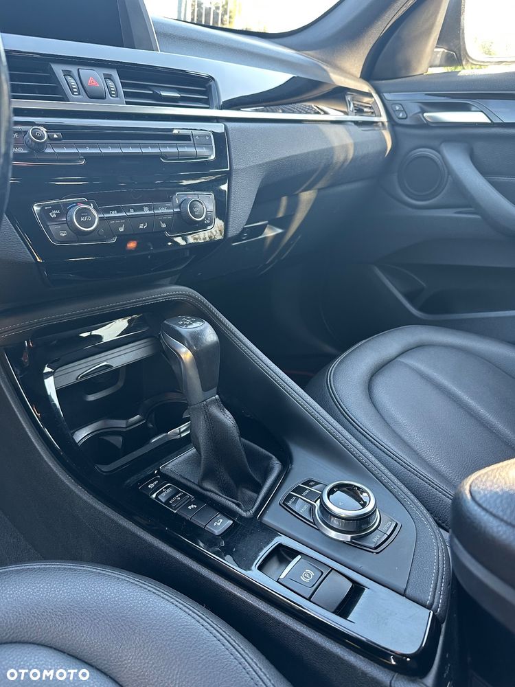 BMW X1 xDrive25i Advantage - 9