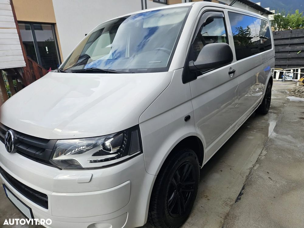 Volkswagen Caravelle - 1