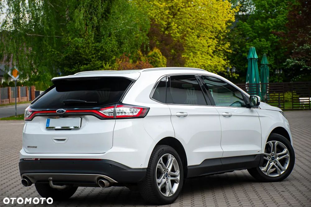 Ford Edge 2.0 TDCi 4x4 Titanium - 25