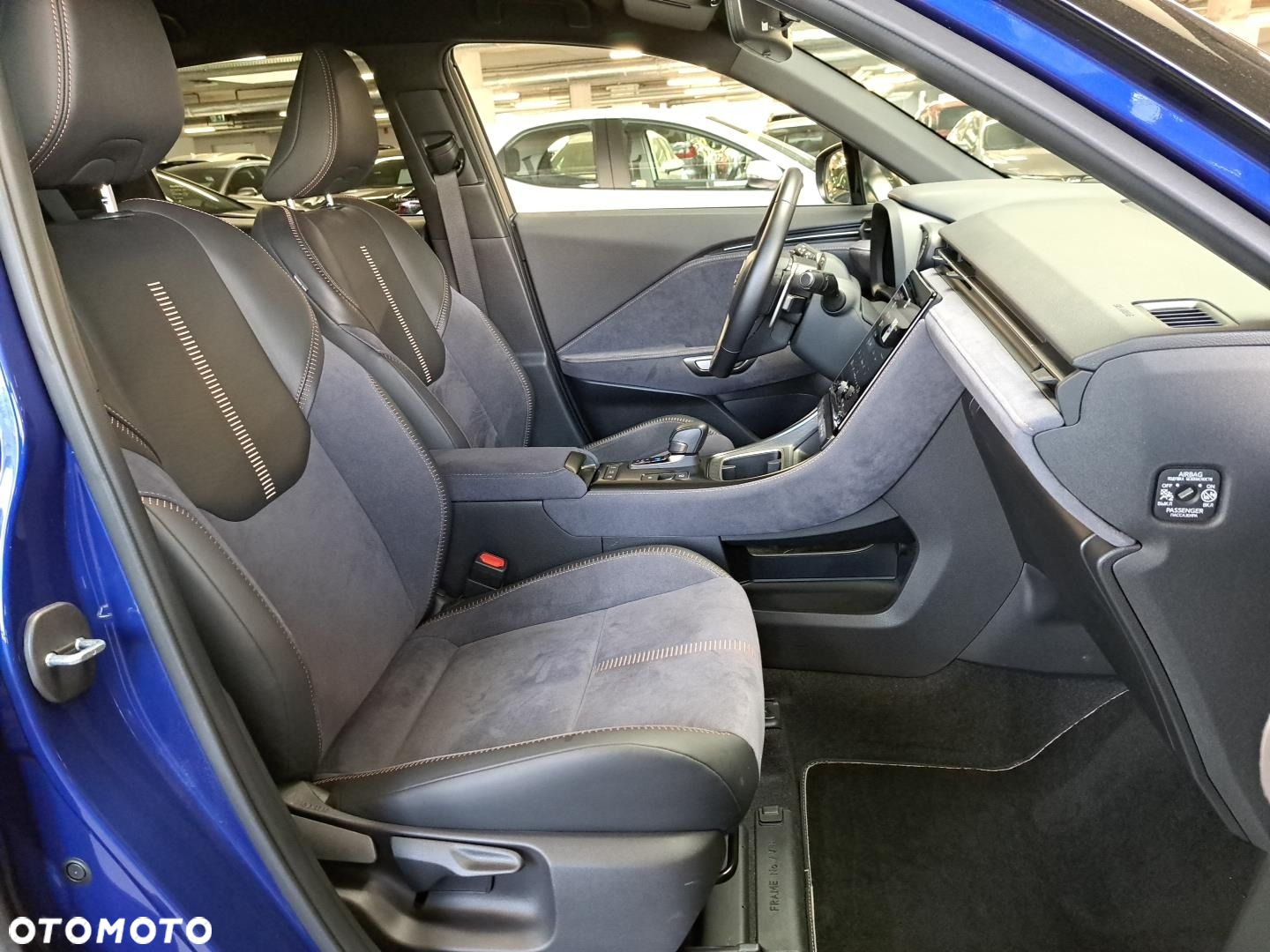 Lexus LBX 1.5 Hybrid Cool - 14