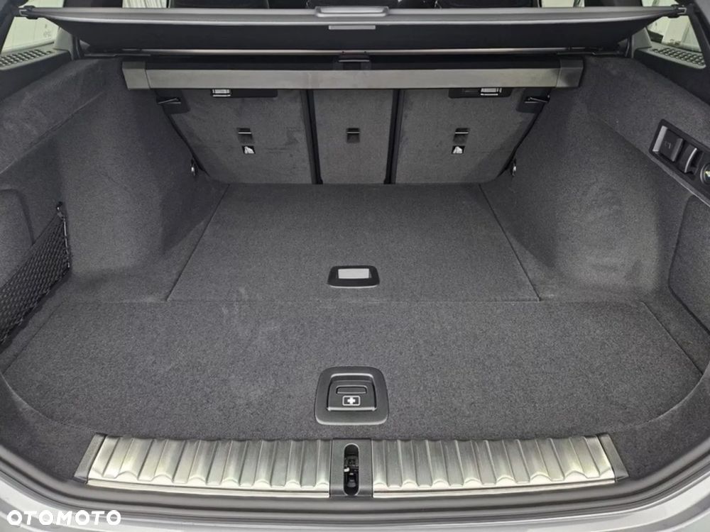 BMW Seria 3 320d xDrive mHEV M Sport - 27