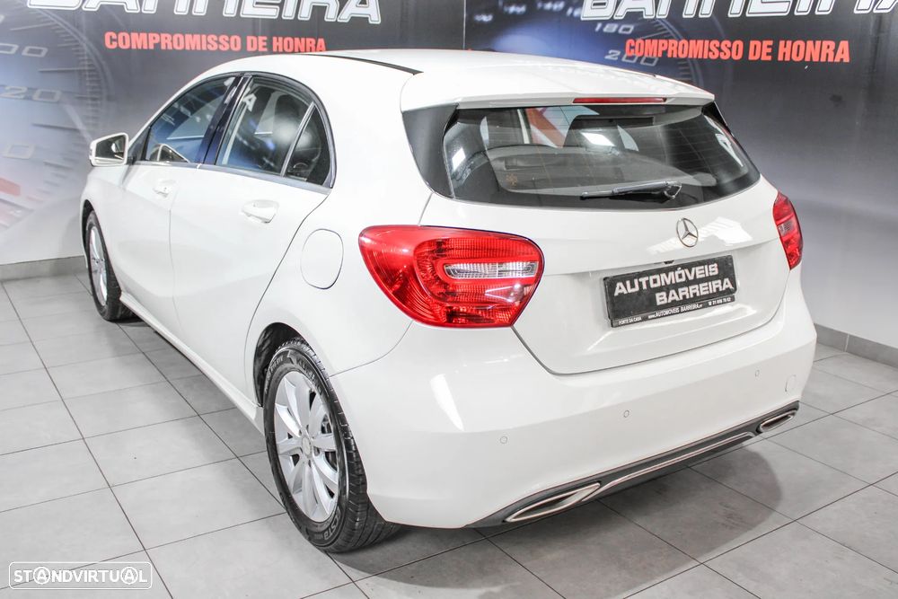 Mercedes-Benz A 180 CDI (BlueEFFICIENCY) Urban - 32