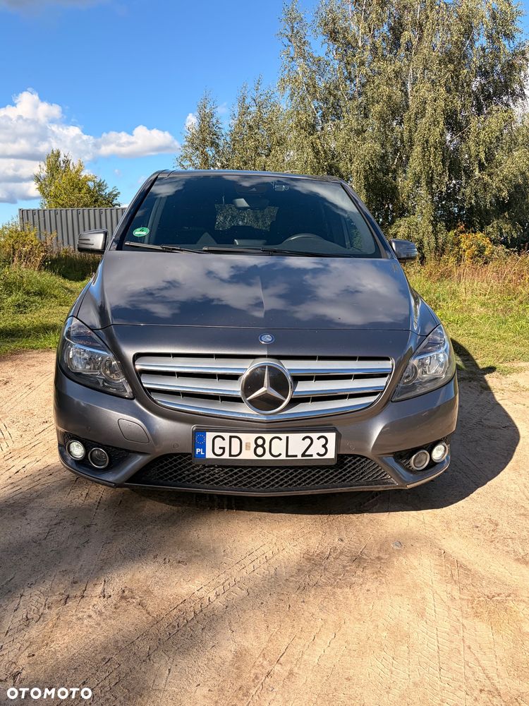 Mercedes-Benz B-Class 2012 photo 3