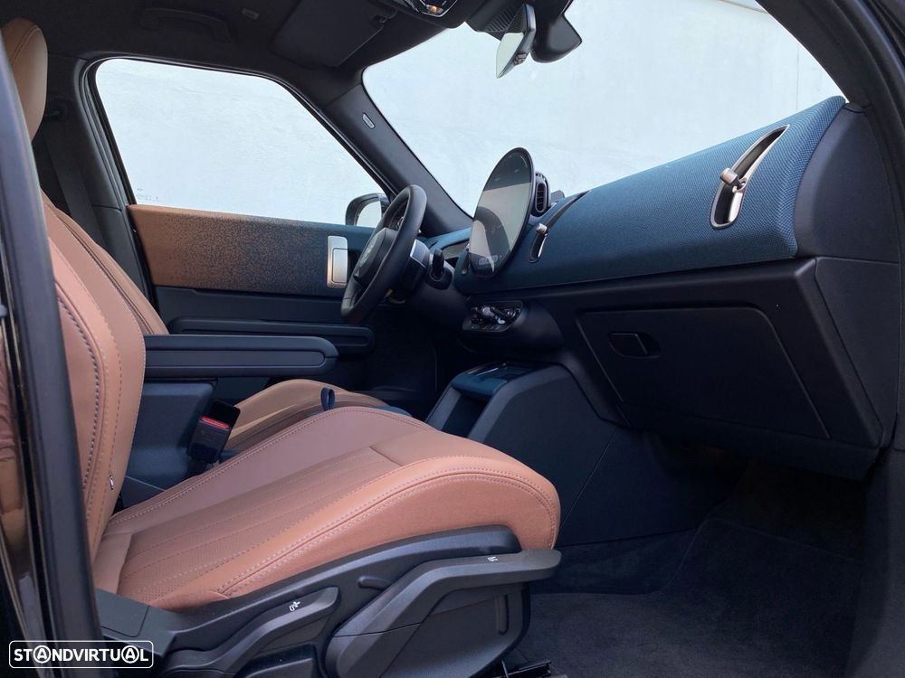 MINI Countryman E Favoured M - 18