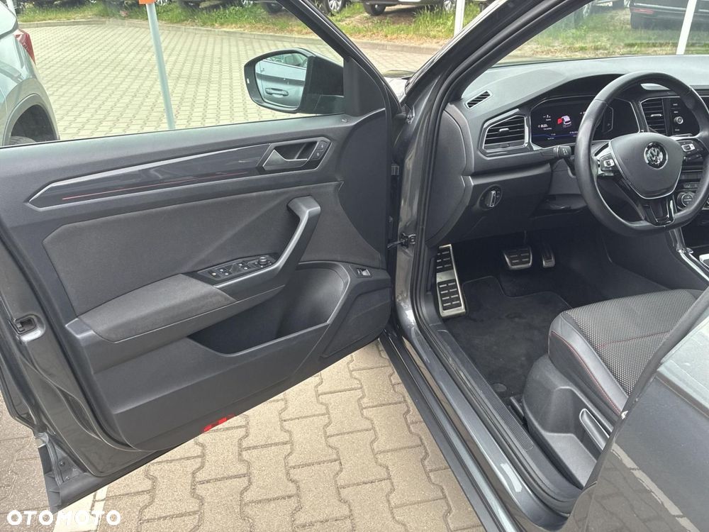 Volkswagen T-Roc - 11
