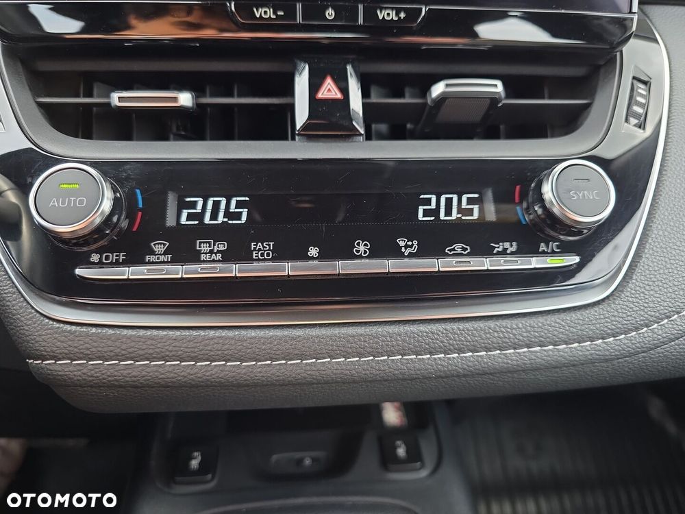 Toyota Corolla 2.0 Hybrid Comfort - 21