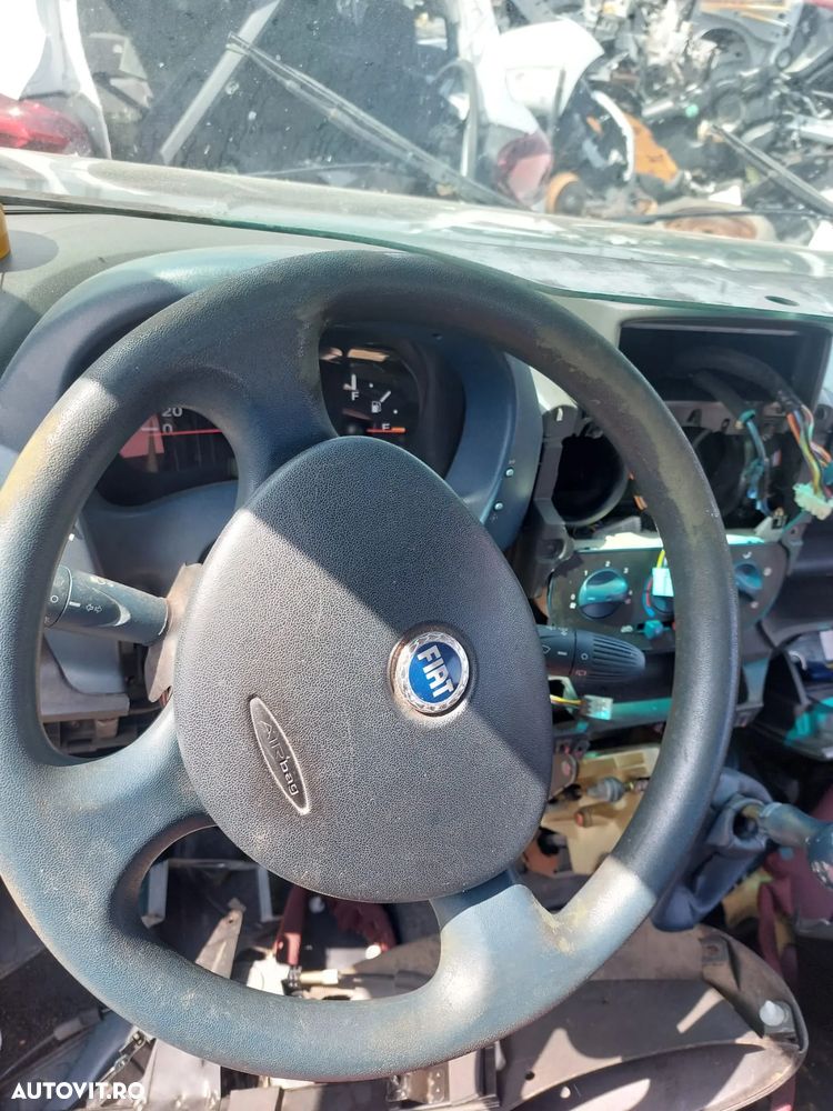 Dezmembrez Fiat Doblo 1.2i - 5