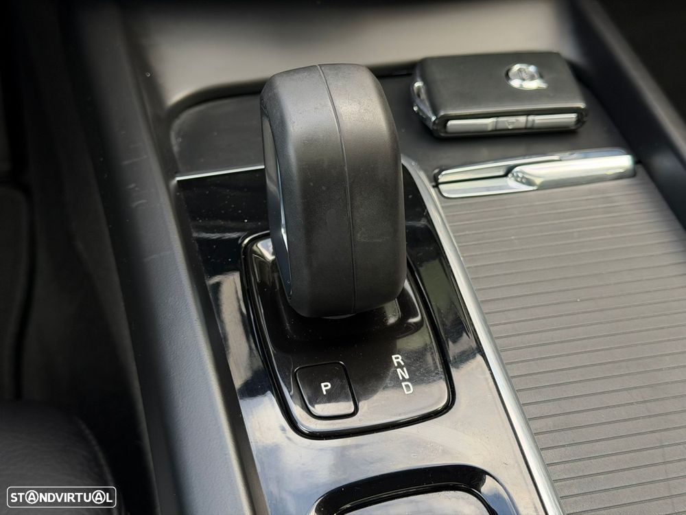 Volvo XC 60 2.0 T6 PHEV Inscription Expression AWD - 54