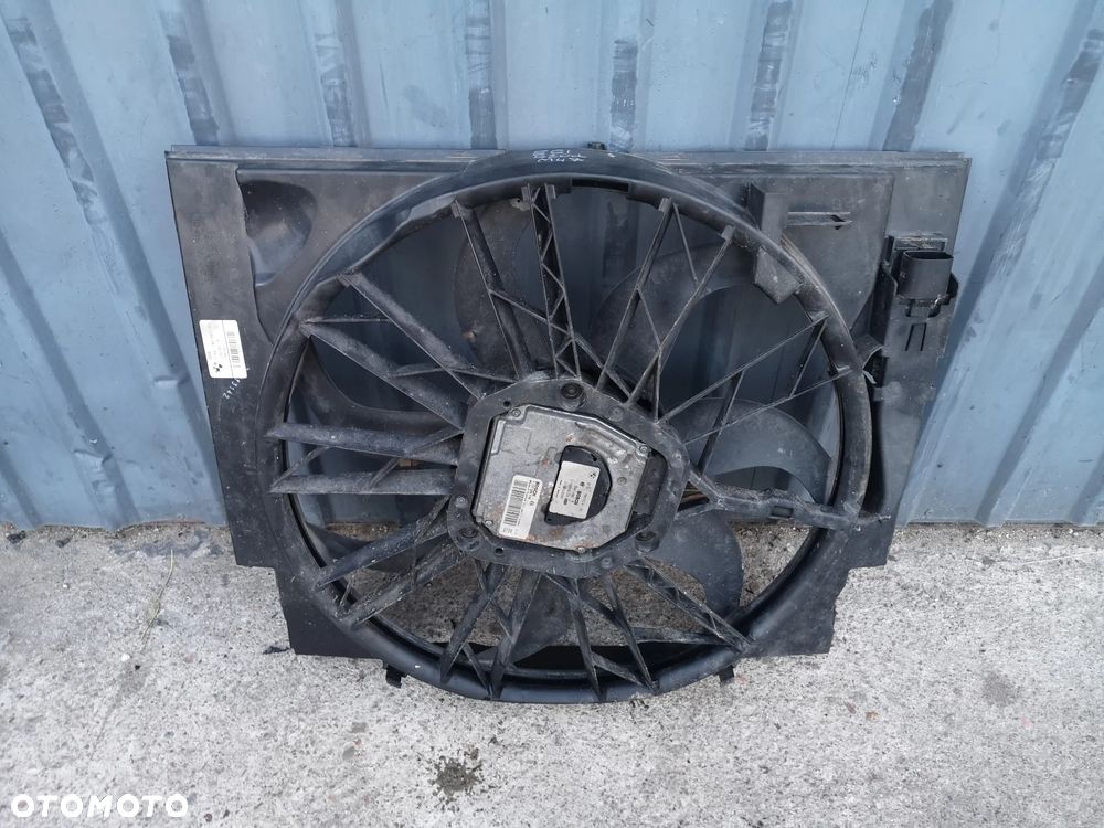 BMW E60 E61 2.0d 2.5d 3.0d WENTYLATOR WIATRAK KLIMATYZACJI 7561712 - 2