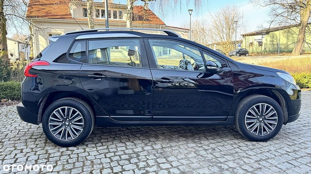 Peugeot 2008 - 5
