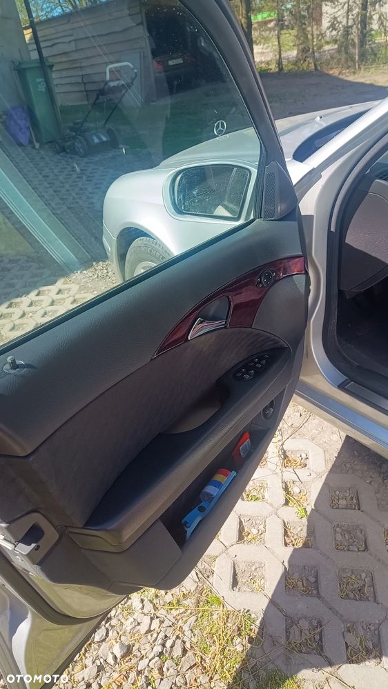 Mercedes-Benz Klasa E 200 CDI Automatik Classic DPF - 9