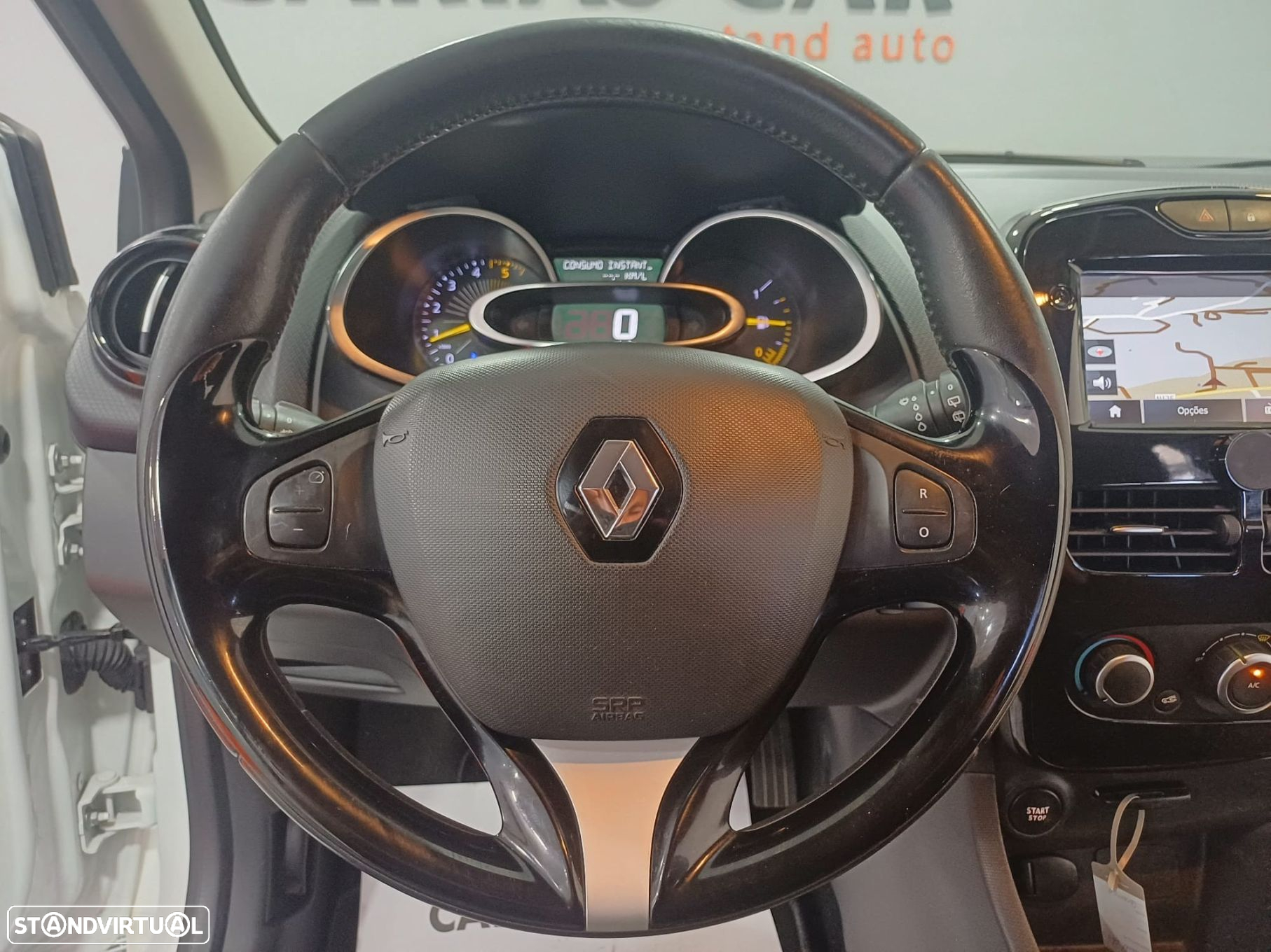 Renault Clio 1.5 dCi Dynamique S - 14
