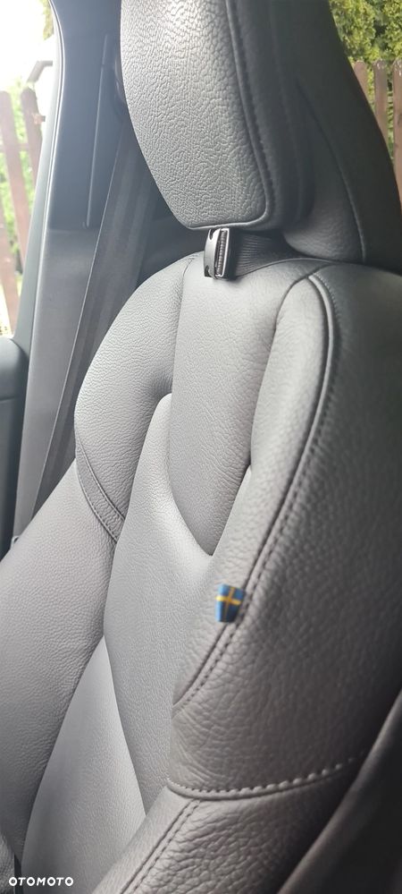 Volvo XC 60 B5 B AWD Geartronic Momentum Pro - 7