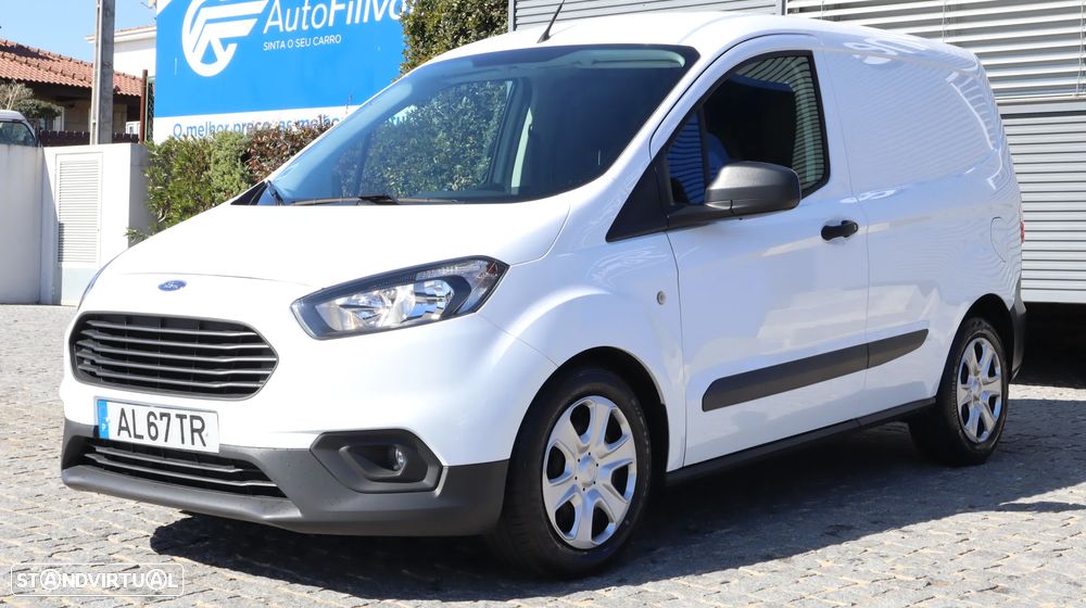 Ford Courier Van - 10