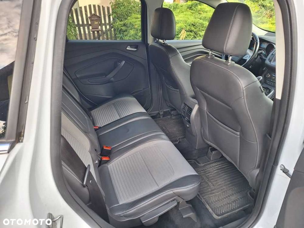 Ford Kuga - 7
