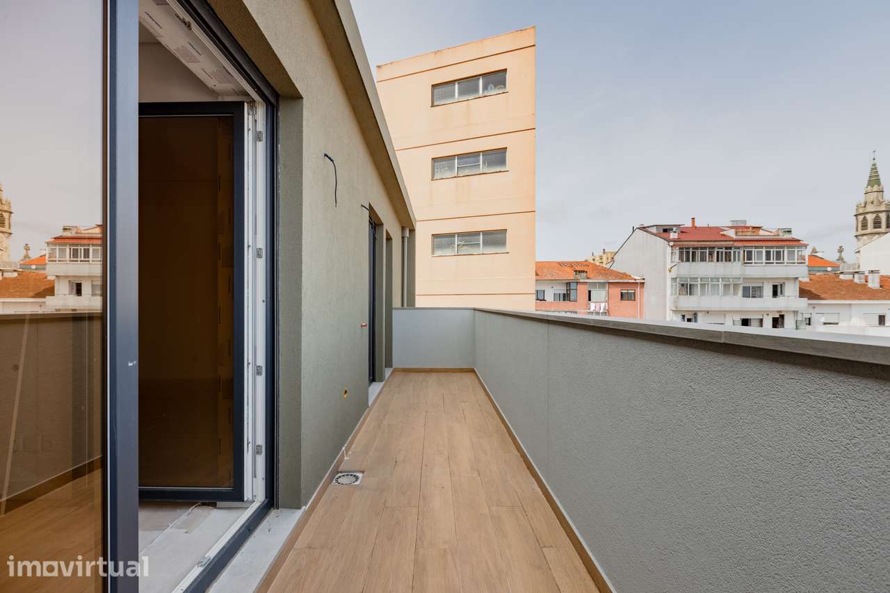 Estúdio/Apartamento TO | Centro da Baixa do Porto - Grande imagem: 2/16