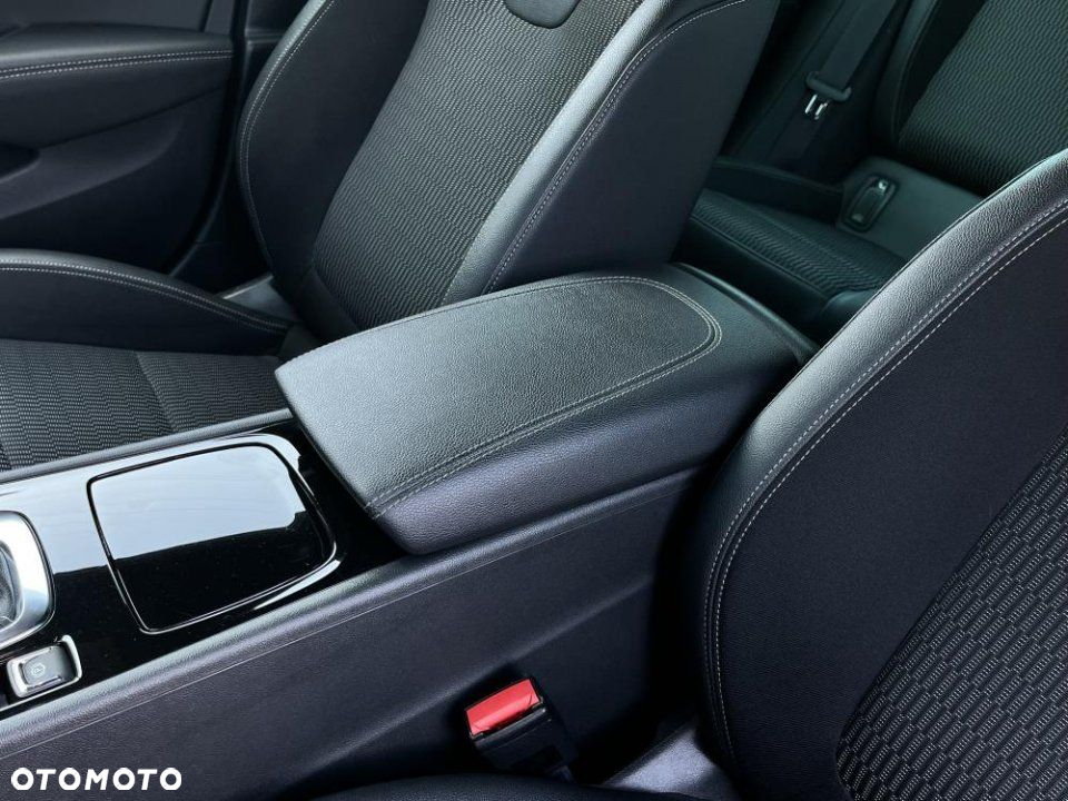 Opel Insignia - 19
