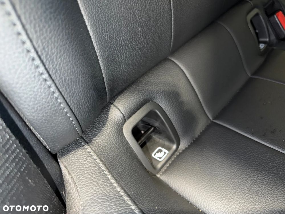 Mercedes-Benz Klasa A 200 7G-DCT Advanced AMG Line - 18