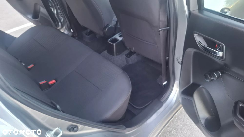 Suzuki Swift 1.2 Premium Plus - 13