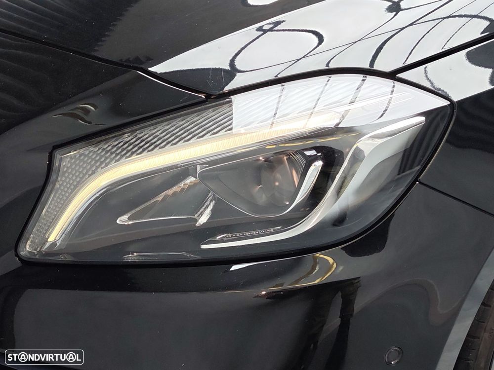 Mercedes-Benz A 45 AMG 4-Matic - 16