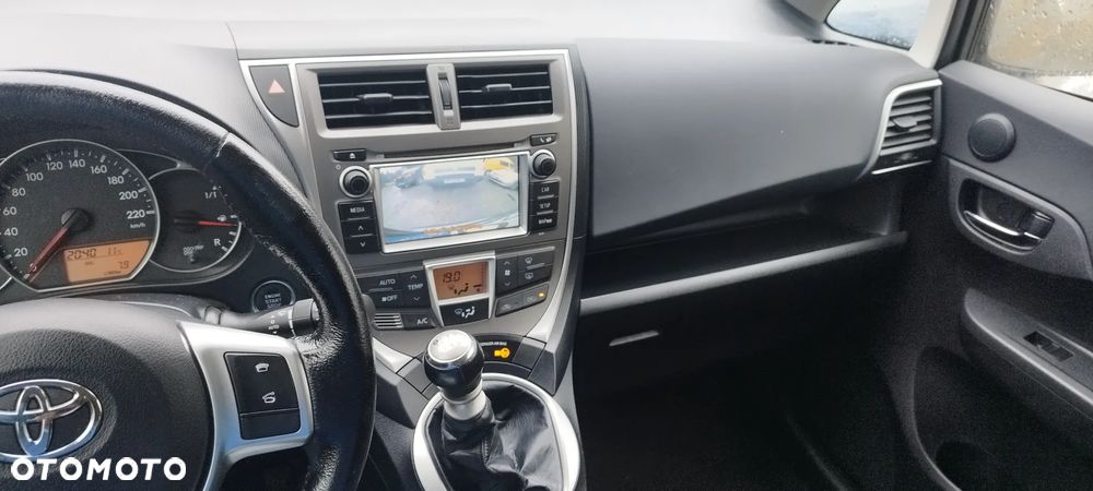 Toyota Verso S 1.33 Luna - 6