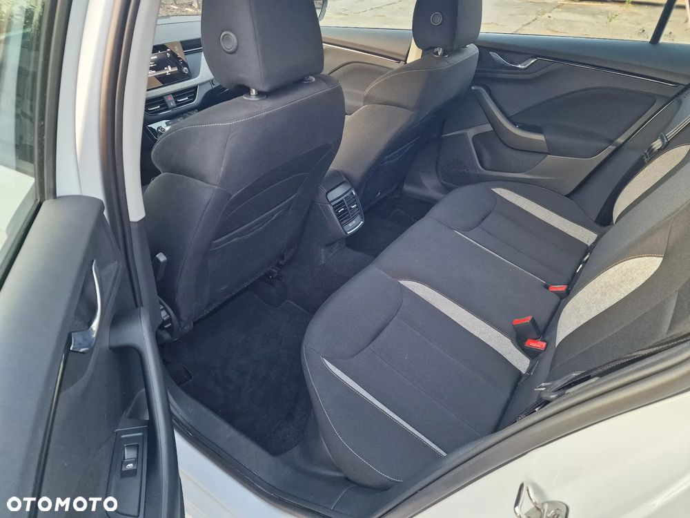 Skoda Kamiq 1.0 TSI Active - 16