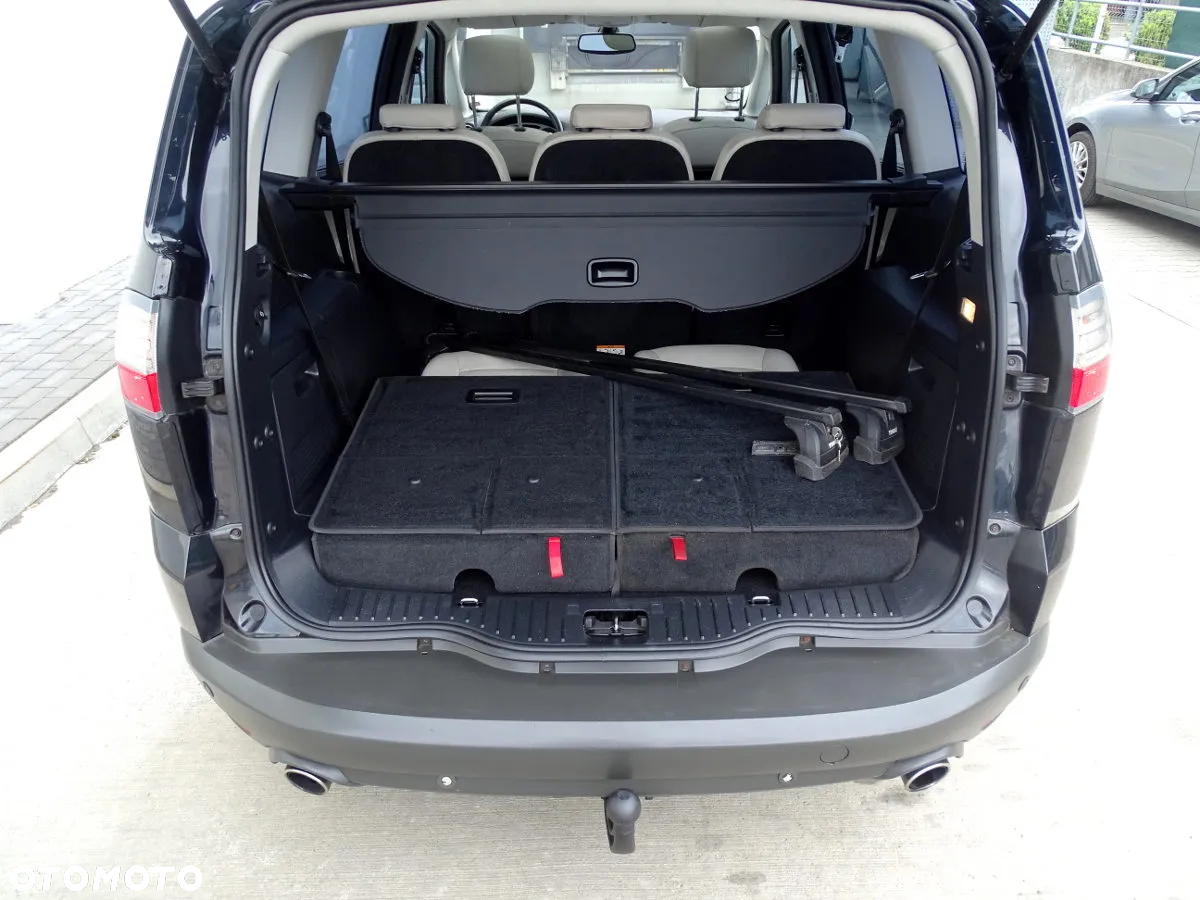 Ford S-Max 2.5 Titanium - 17