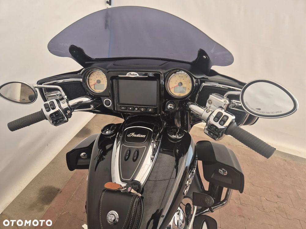 Indian Roadmaster - 18