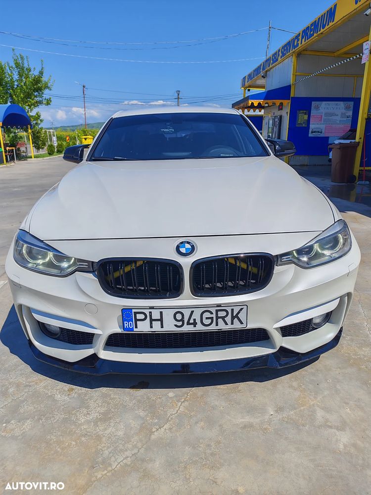 BMW Seria 3 320d Efficient Dynamic Edition Aut. - 11