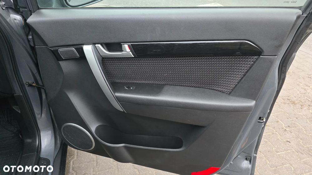 Mitsubishi Outlander ver-2-0-invite-2wd - 17
