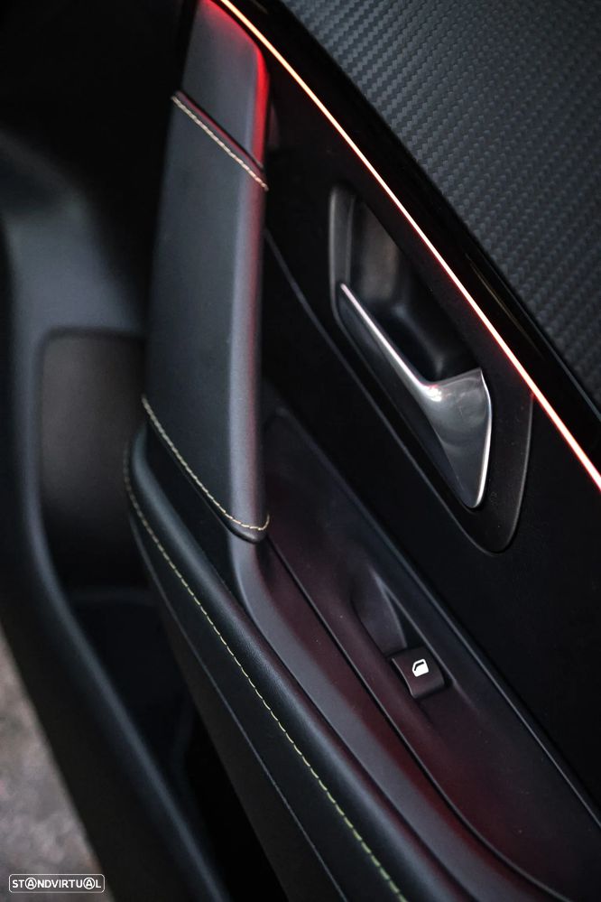 Peugeot 208 PureTech 100 GT Pack - 39