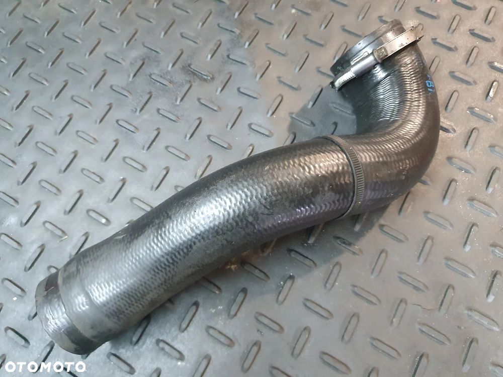 WĄŻ RURA INTERCOOLERA 55350922 OPEL VECTRA C 1.9 - 1