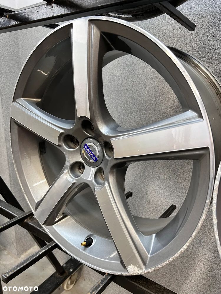 4 FELGI ALU. VOLVO C70, V70, S60, V60, S80, V40  18'' 8J ET45 - 10