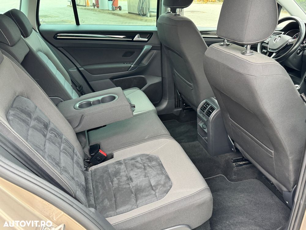 Volkswagen Golf Sportsvan 1.4 TSI (BlueMotion Technology) Highline - 18