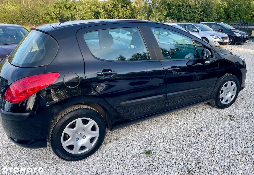 Peugeot 308 1.6 Trendy - 21