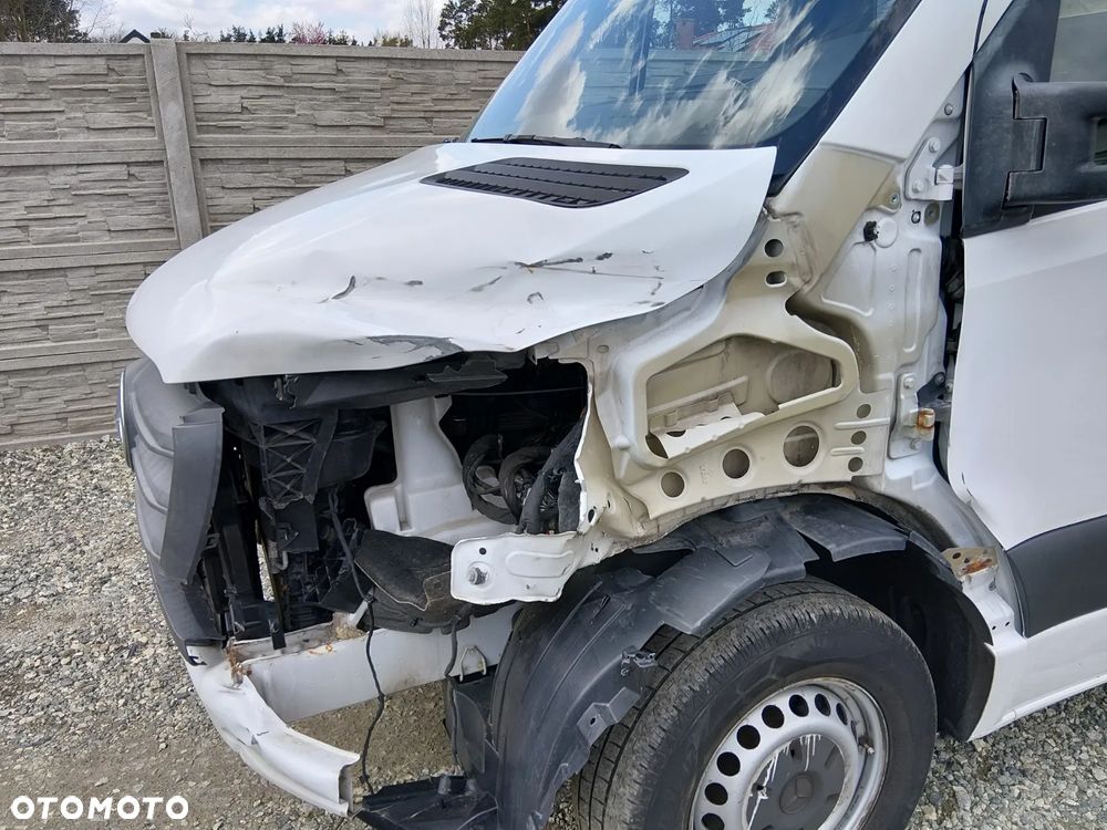 Mercedes-Benz SPRINTER 907 316CDI - 2