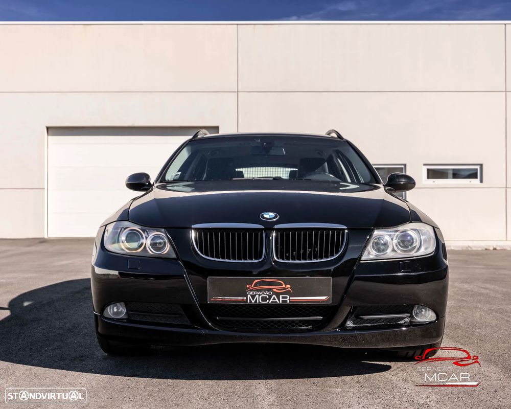 BMW 320 d - 4