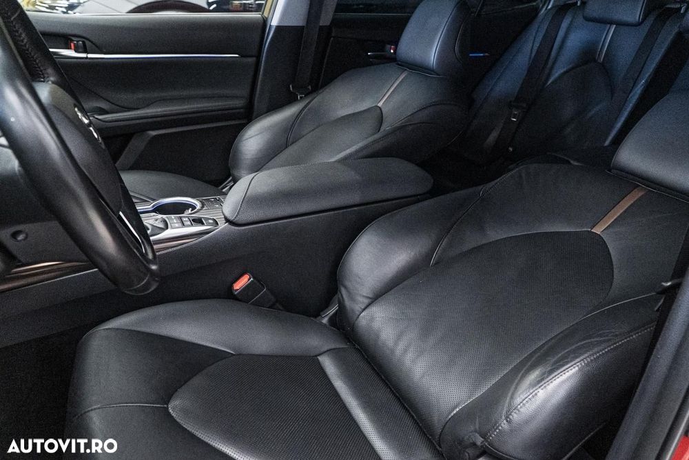 Toyota Camry 2.5 Dynamic - 15