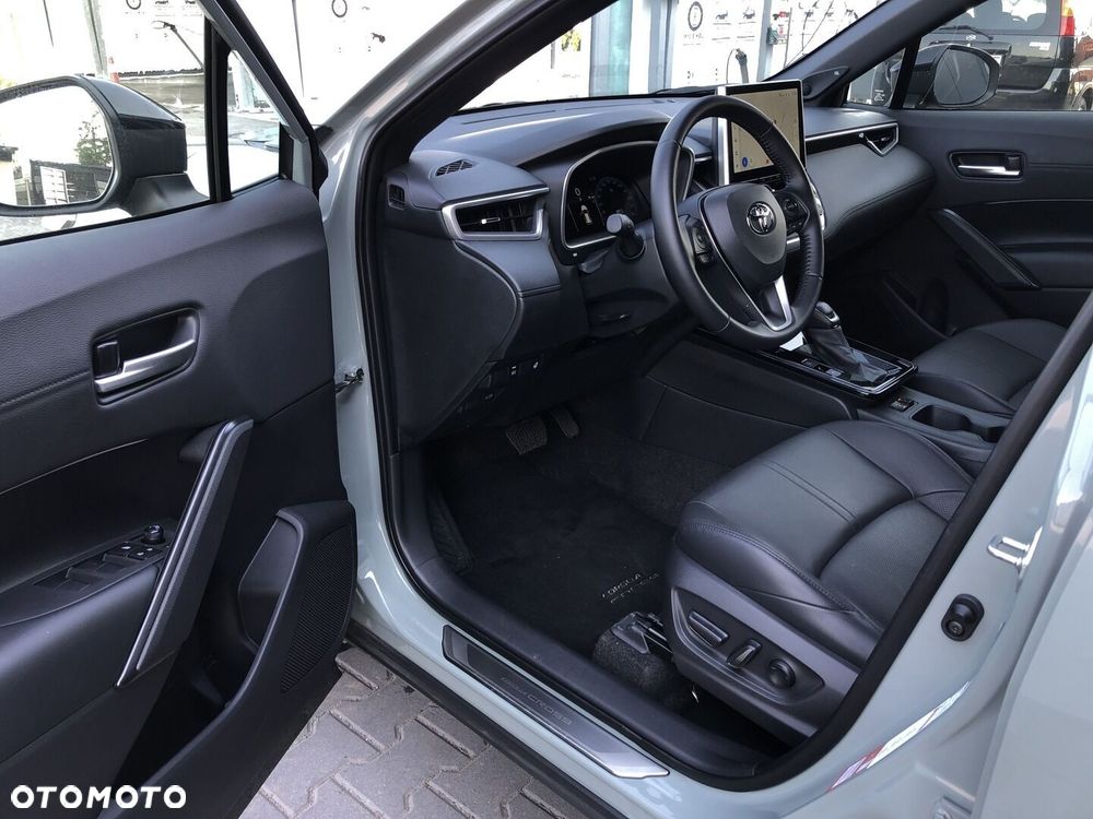 Toyota Corolla Cross - 9