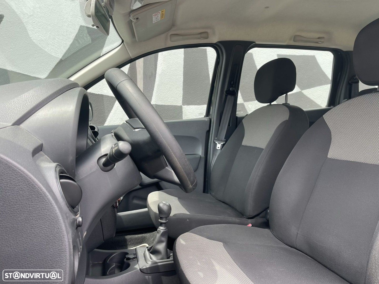 Dacia Lodgy 1.5 Blue dCi Stepway 7L - 4
